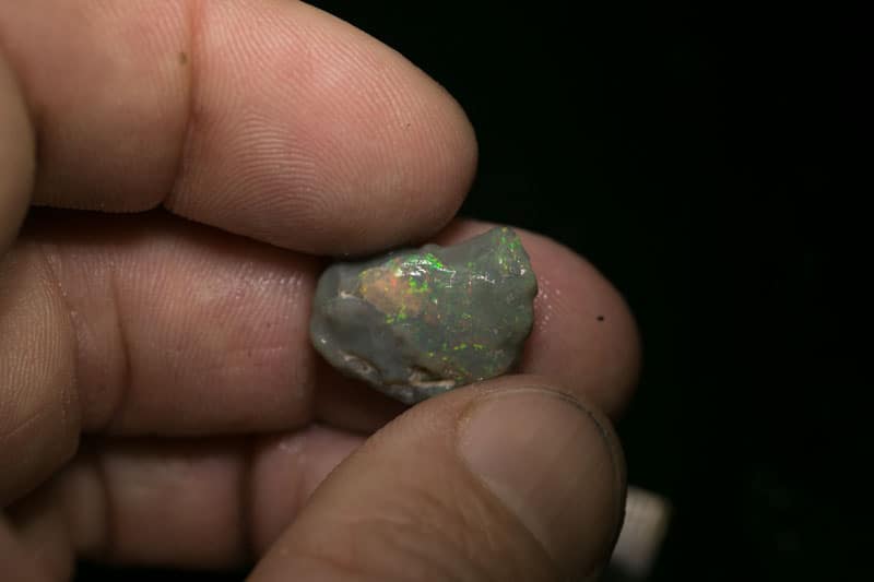 45 ct rough opal parcel 5 pc for the Intermediate opal cutter