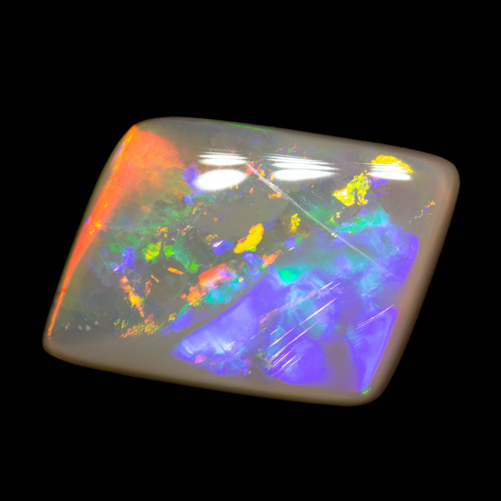 5.22 ct dark opal 14.9x12.2x4.4mm