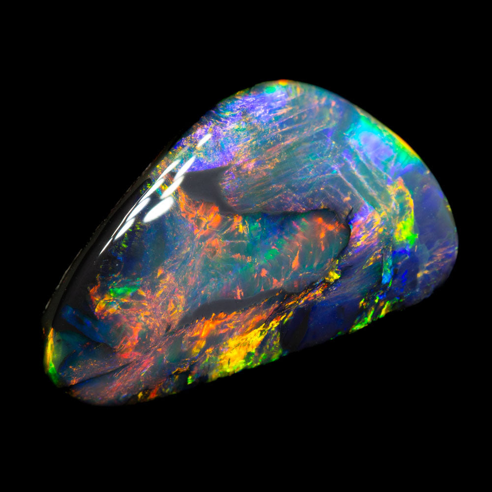 5.28 ct dark opal 17.5x10.8x5mm