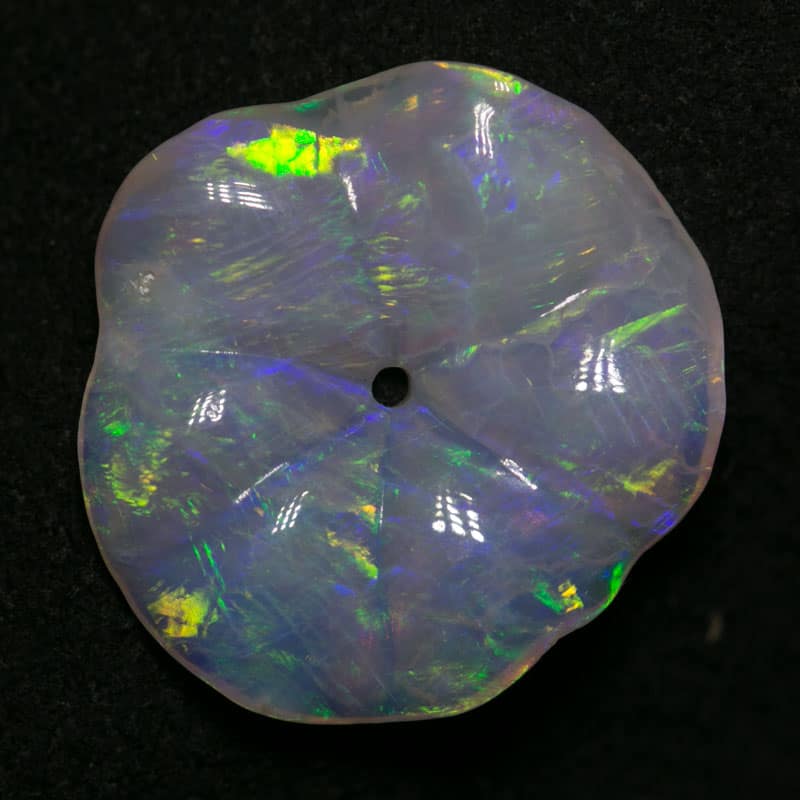 5.41 ct opal flower carving 18x17x3mm
