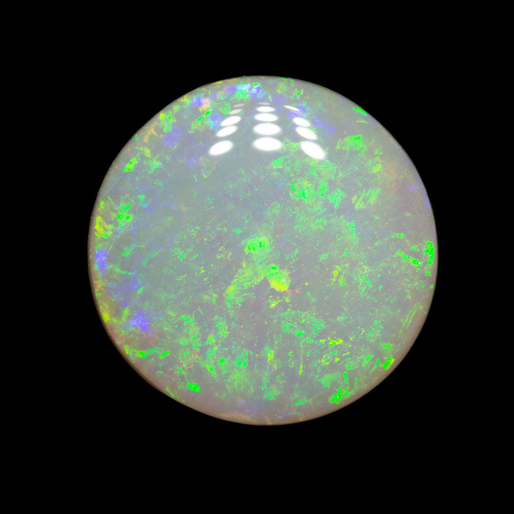 5.50 ct white opal 13.7x13.6x4.4mm