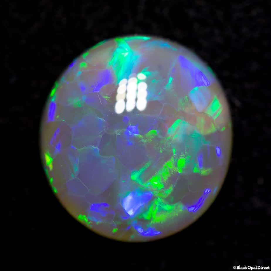 5.69ct semi black opal
