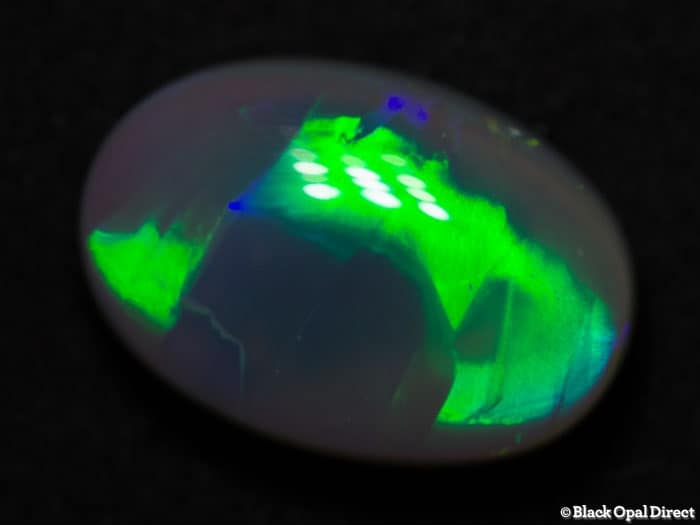 6.15 ct semi black opal 15x11x6mm