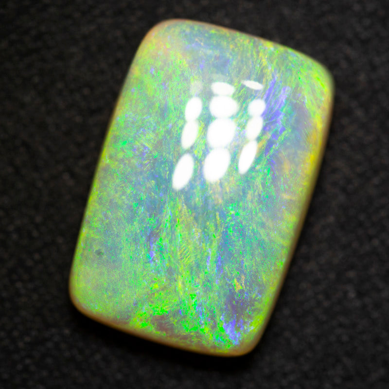 6.74 ct crystal opal 15.2x10.1x5.9mm