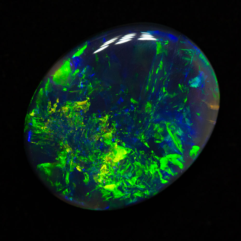 7.05 ct black opal 16.8x13.7x4.7mm