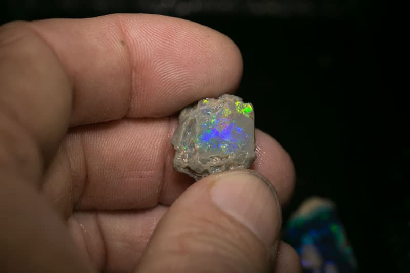 72 ct rough opal parcel 6 pc for the Intermediate opal cutter