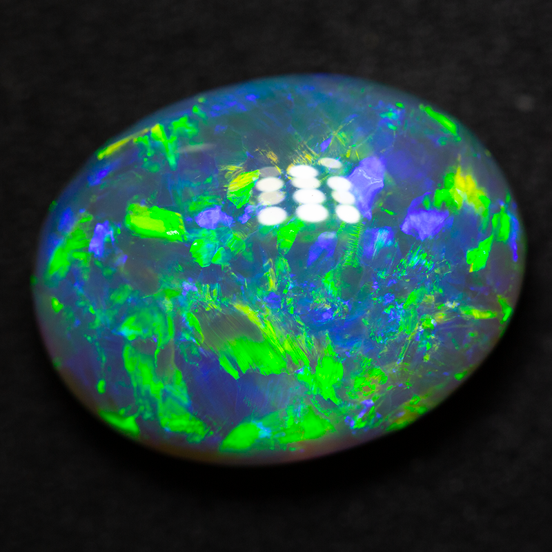 9.06 ct crystal opal 16x12.4x7.2mm
