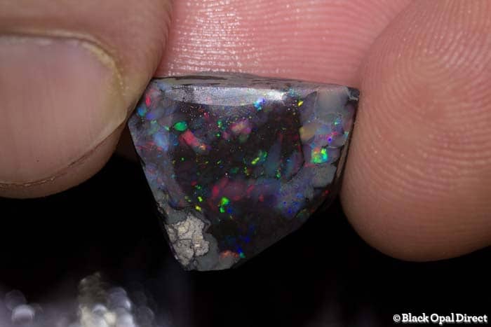 9.06 ct rubbed opal piece 17mm across