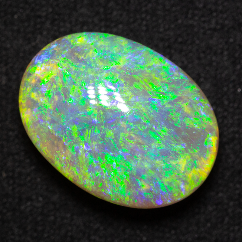 9.33 ct double-sided crystal opal 15.8x11.7x8.3mm