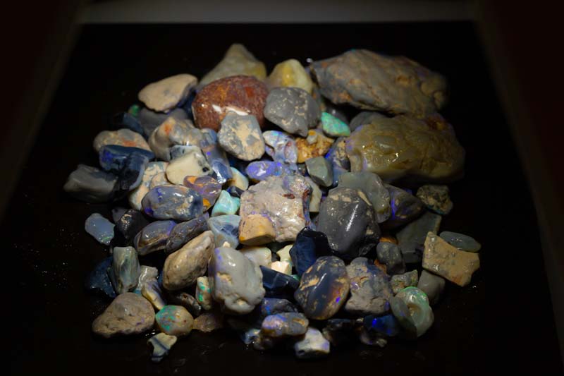 905ct-rough-opal-parcel