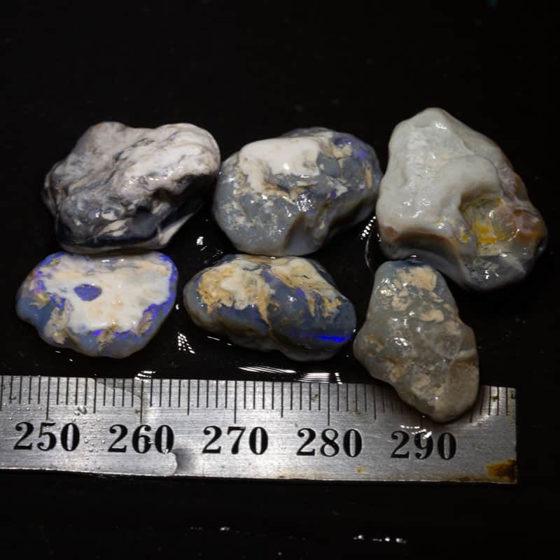 90ct-rough-opal-parcel