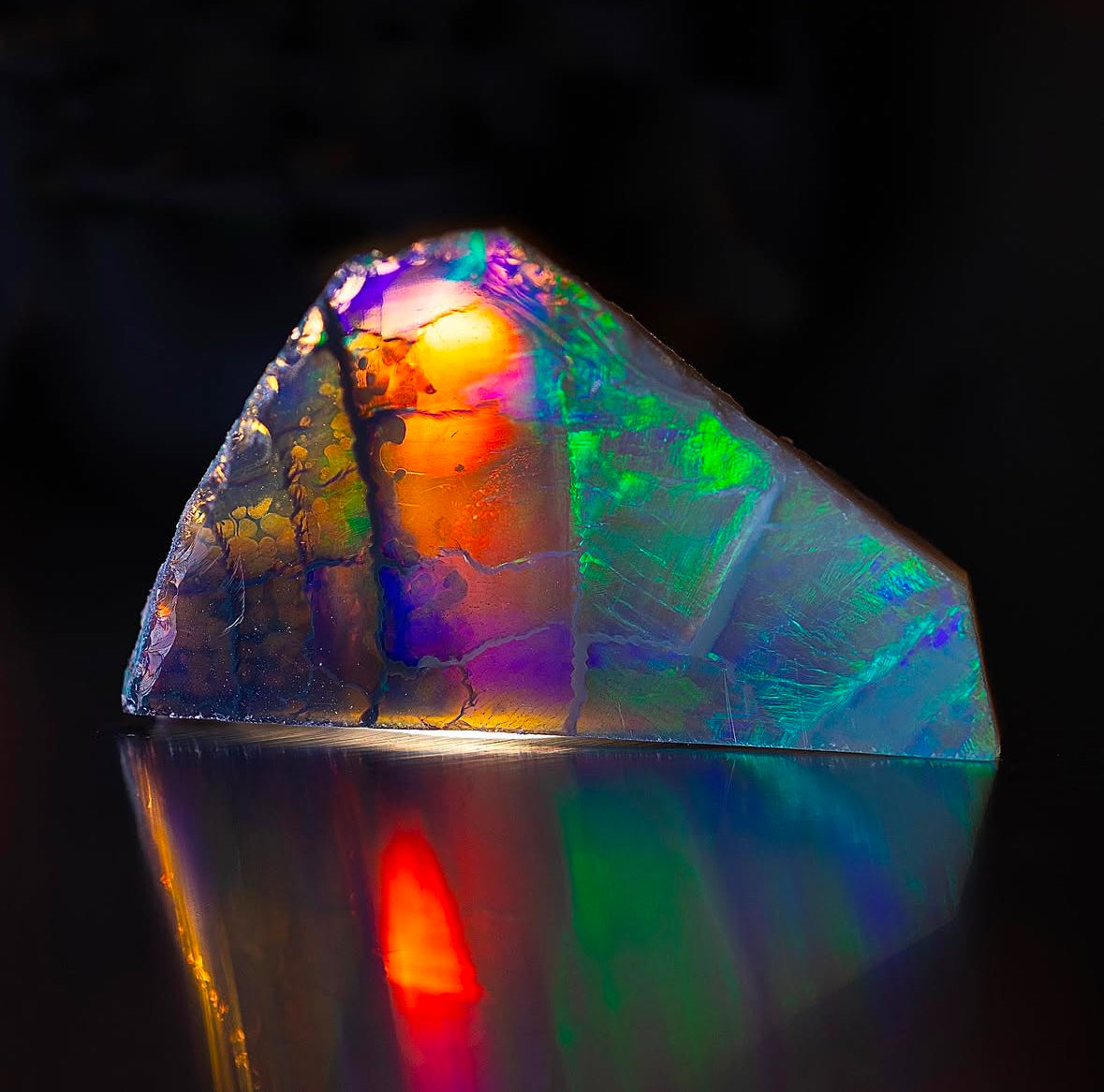 5.71 ct crystal opal specimen 24.4x13.9x4.2mm