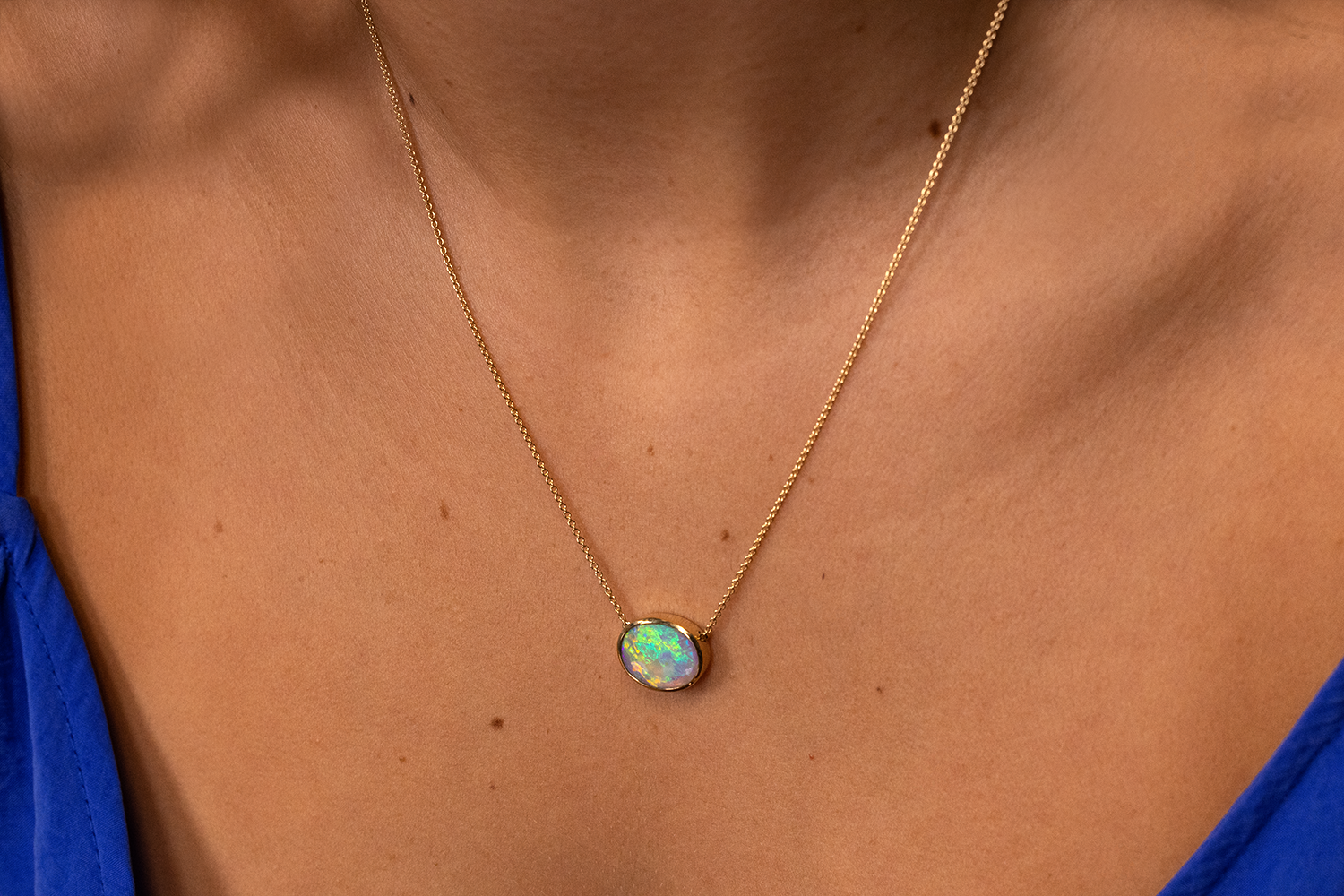 Johanna Necklace Gold with 2.23ct Crystal Opal
