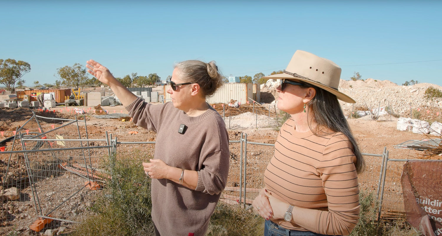 Lightning Ridge Australian Opal Centre Ruth & Jenni
