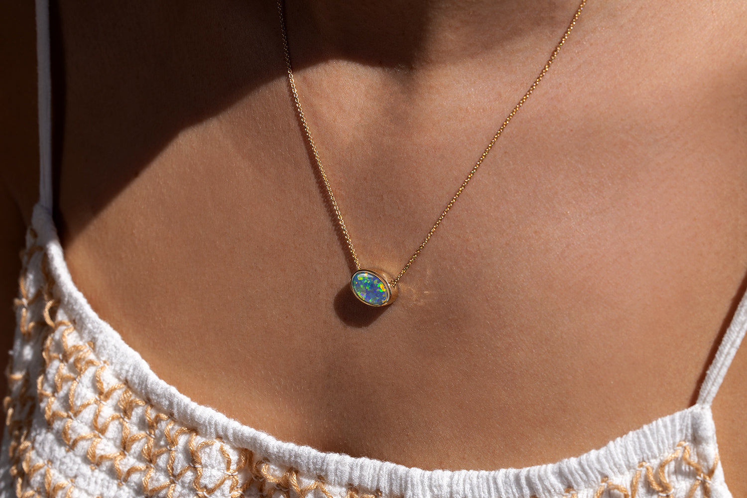 18 kt yellow gold opal johanna necklace