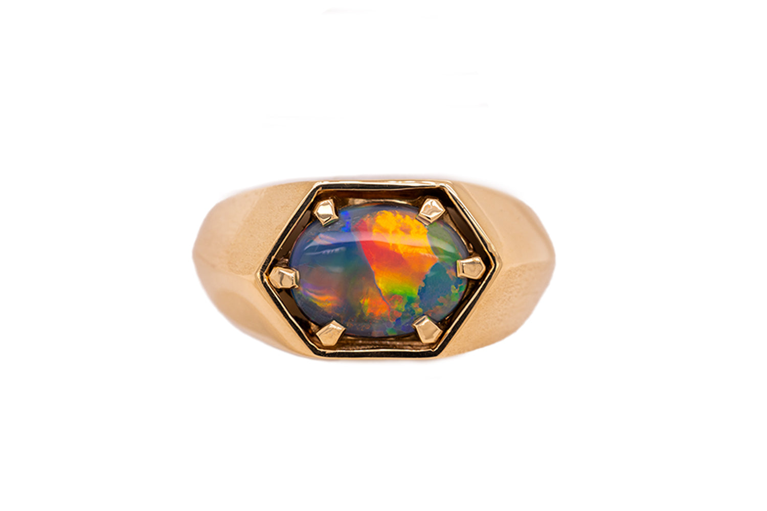 18kt Yellow Gold Saxon Opal Ring