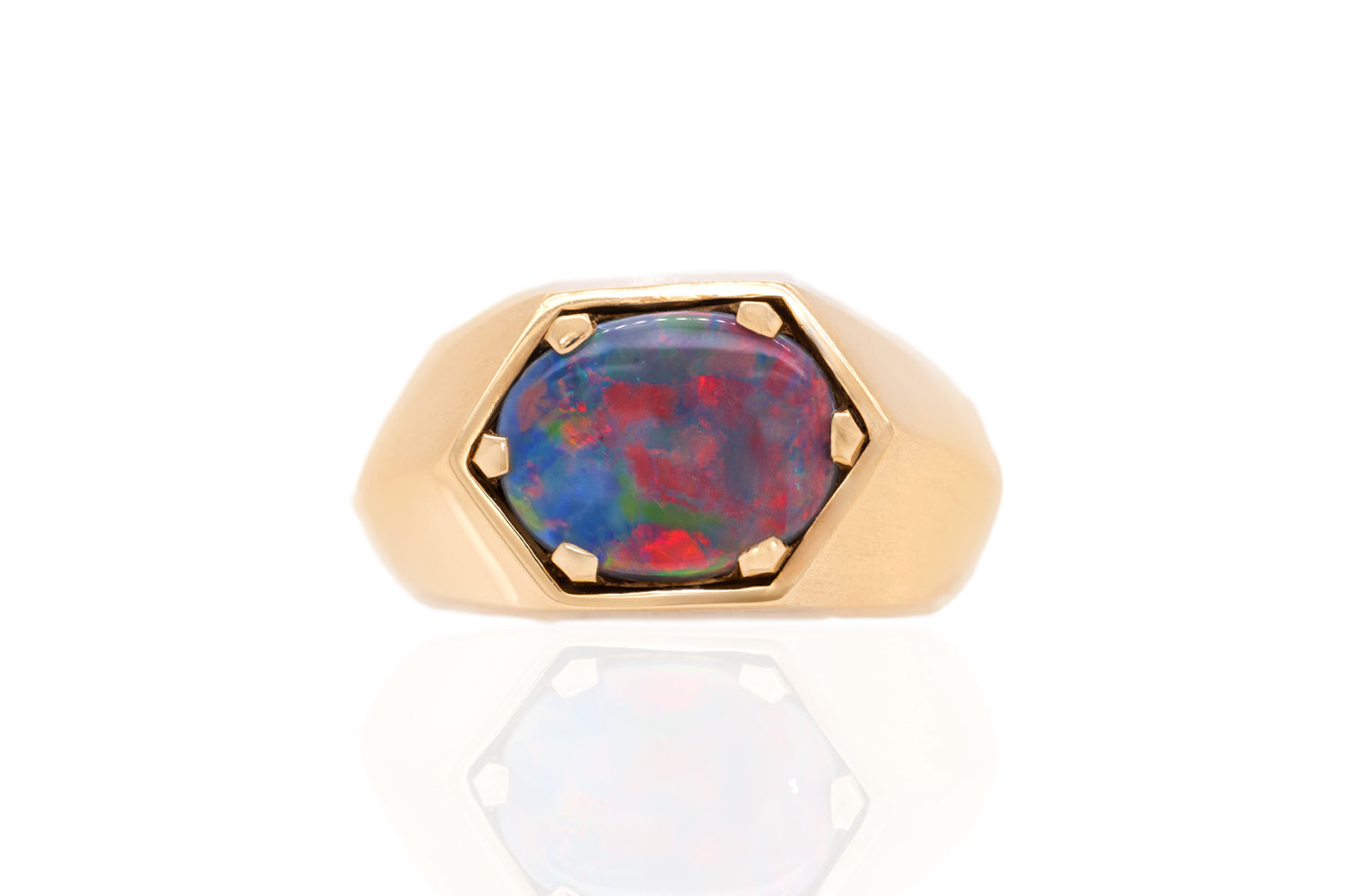 Saxon Ring Yellow Gold 2.42 ct Dark Opal