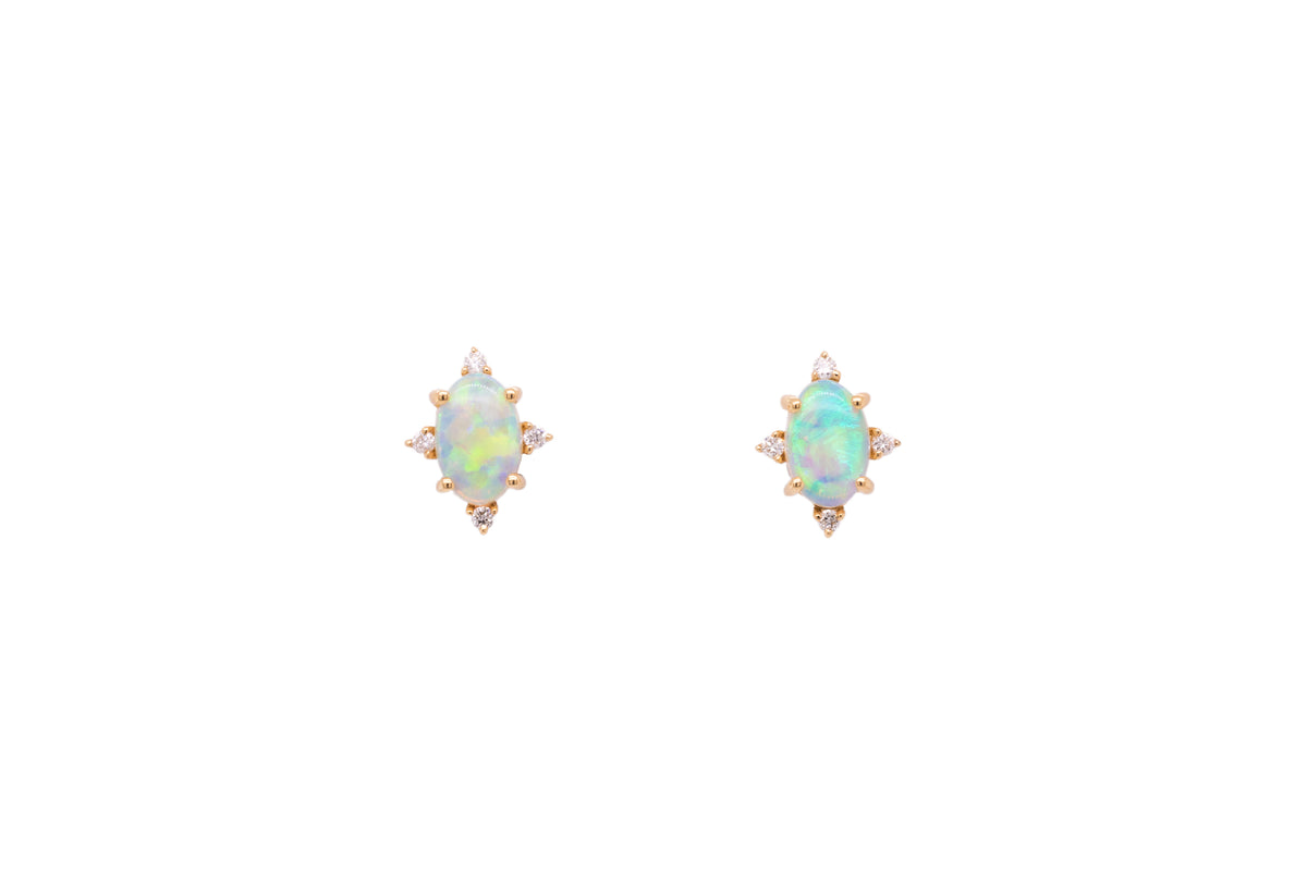 Stellar — 18kt Yellow Gold 0.55 ct Crystal Opal Diamond Stud Earrings
