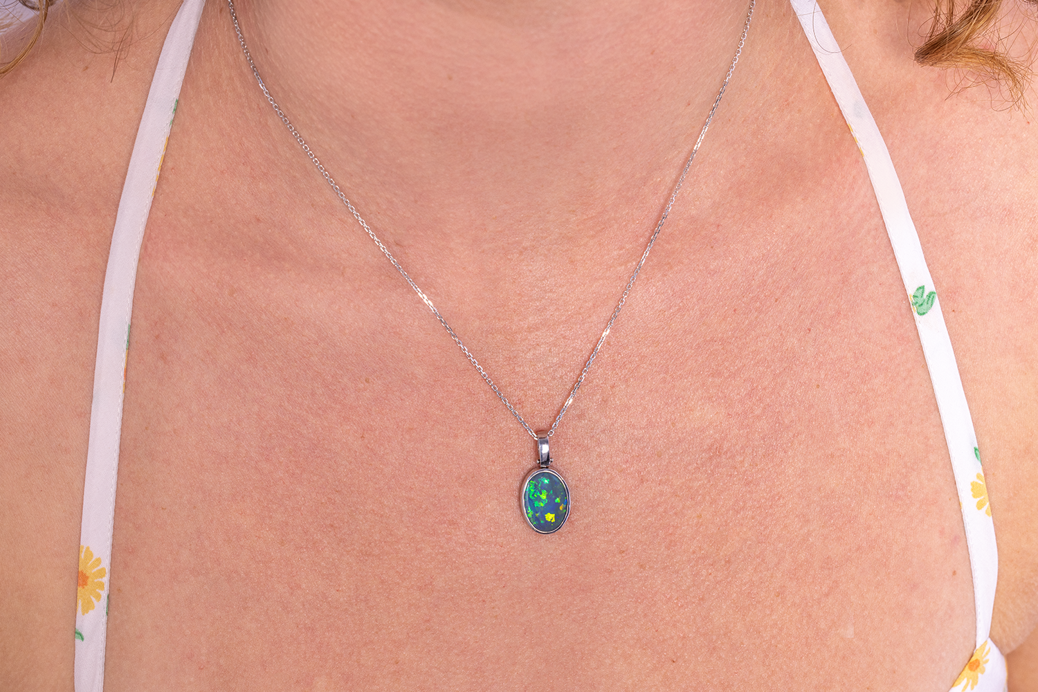 Tatiana Pendant White Gold with 2.29 ct Black Opal