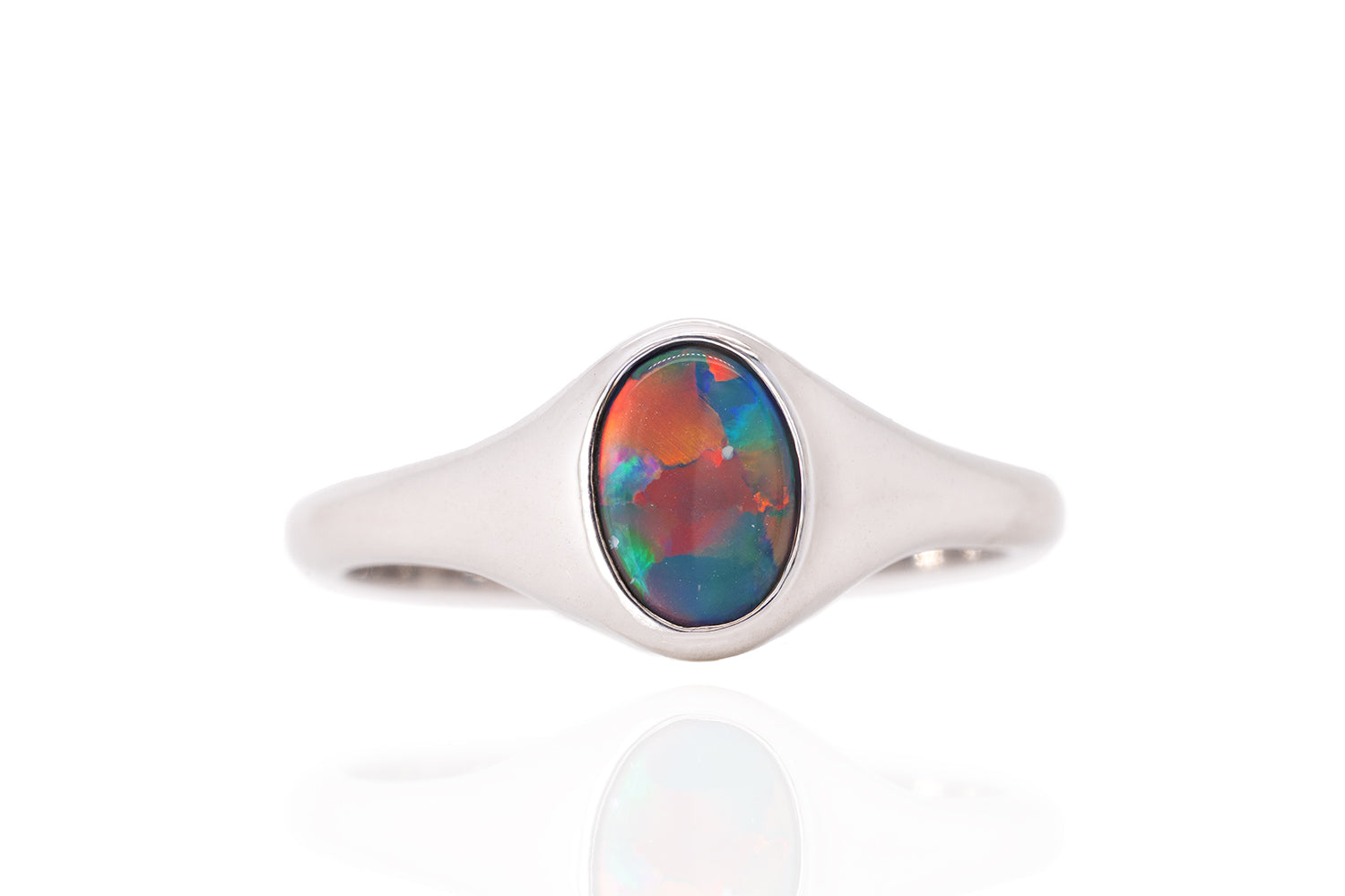 Valentina Petite — 18kt White Gold 0.45 ct Black Opal Ring