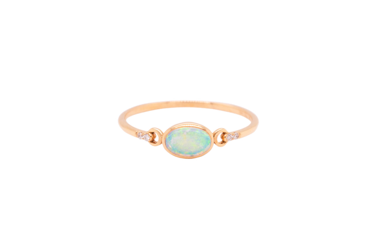 Tina — 18kt Yellow Gold 0.30 ct Crystal Opal Diamond Ring