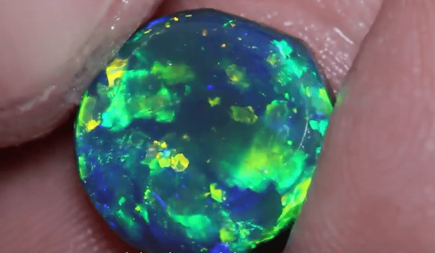 How to cut a rough nobby opal into a gem