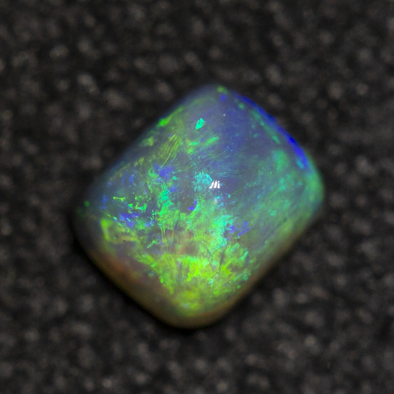 0.20 ct crystal opal 3.6x3.1x2.6mm