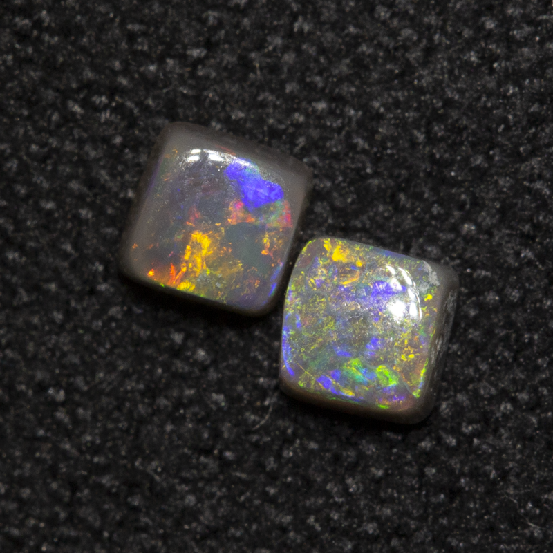 0.26 ct dark opal pair 2.9x2.9x1.8mm