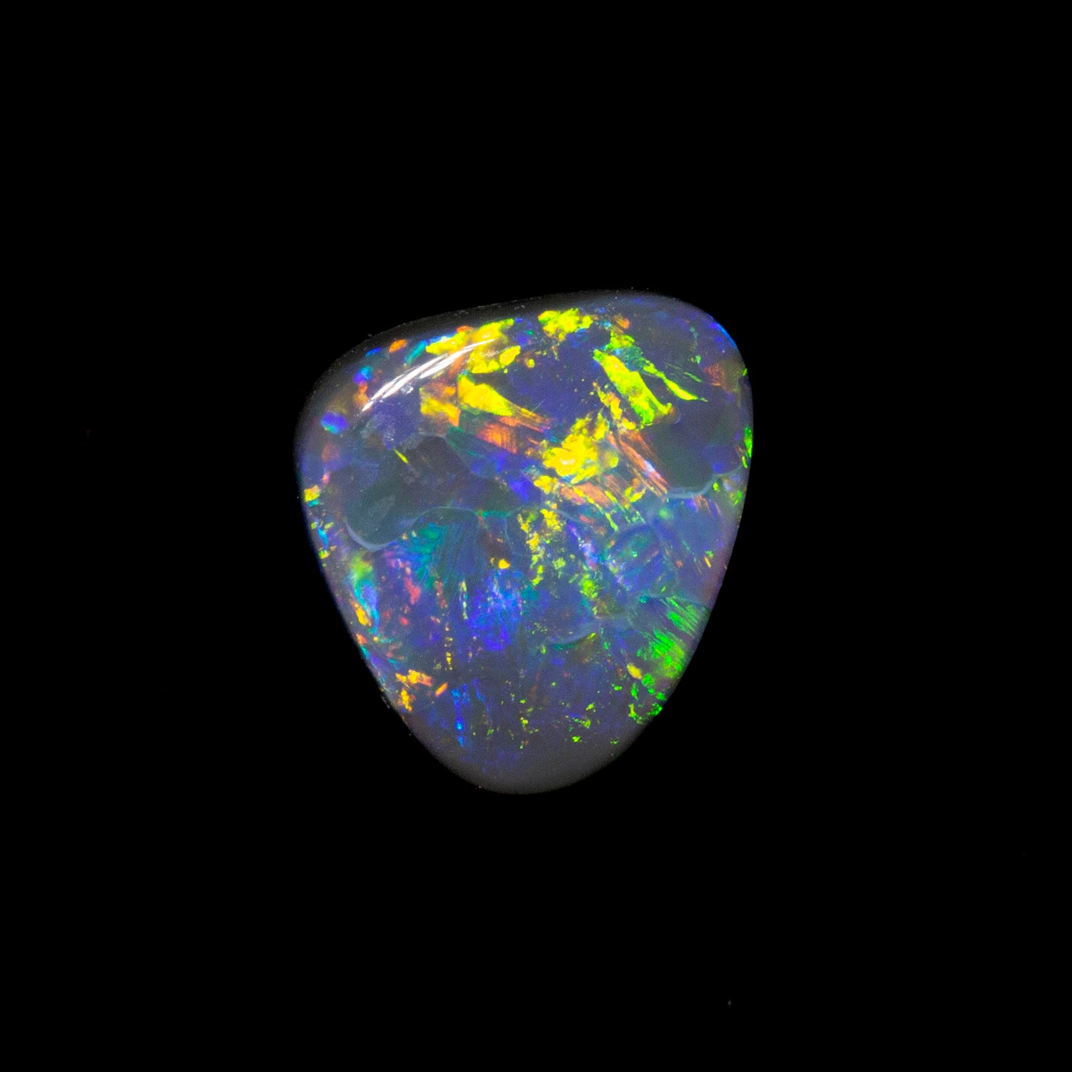 0.29 ct black opal 5x5.8x1.8mm
