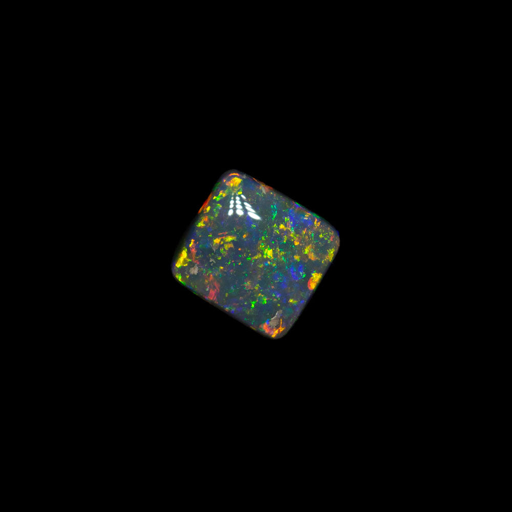 0.32 ct dark opal 4.5x4.2x2.1mm