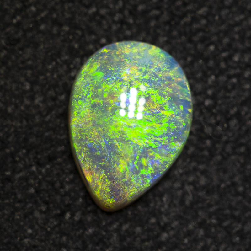 0.34 ct crystal opal 6.2x4.5x1.9mm