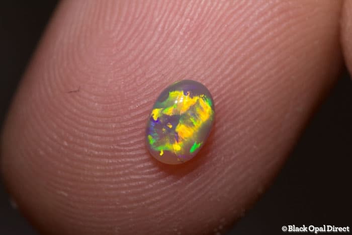 0.34 ct crystal opal 5.5x4x2mm