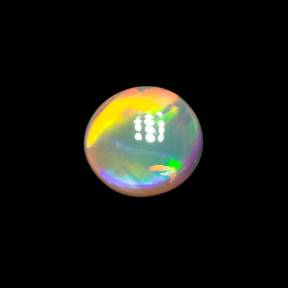 0.37 ct crystal opal 5.3x4.9x2.3mm