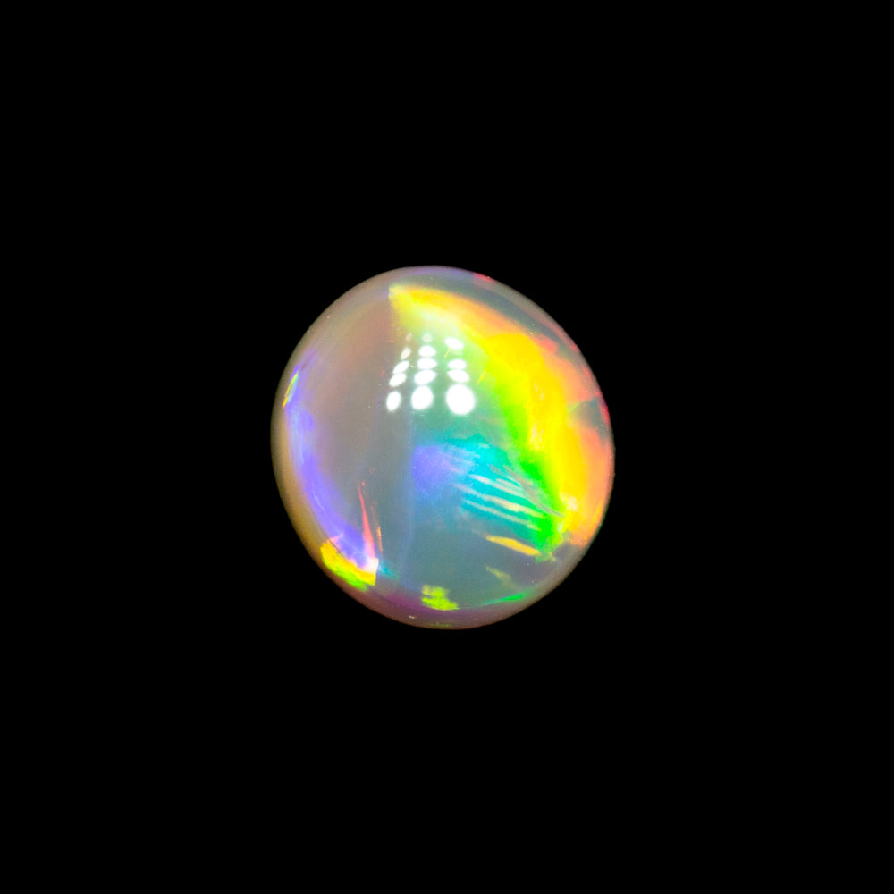 0.37 ct crystal opal 5.3x4.9x2.3mm