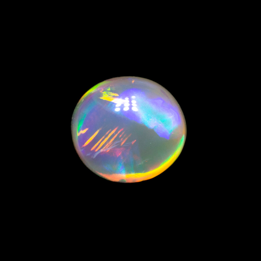 0.37 ct crystal opal 5.3x4.9x2.3mm