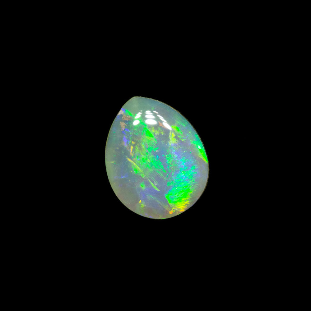 0.39 ct crystal opal 6.1x5.8x2mm