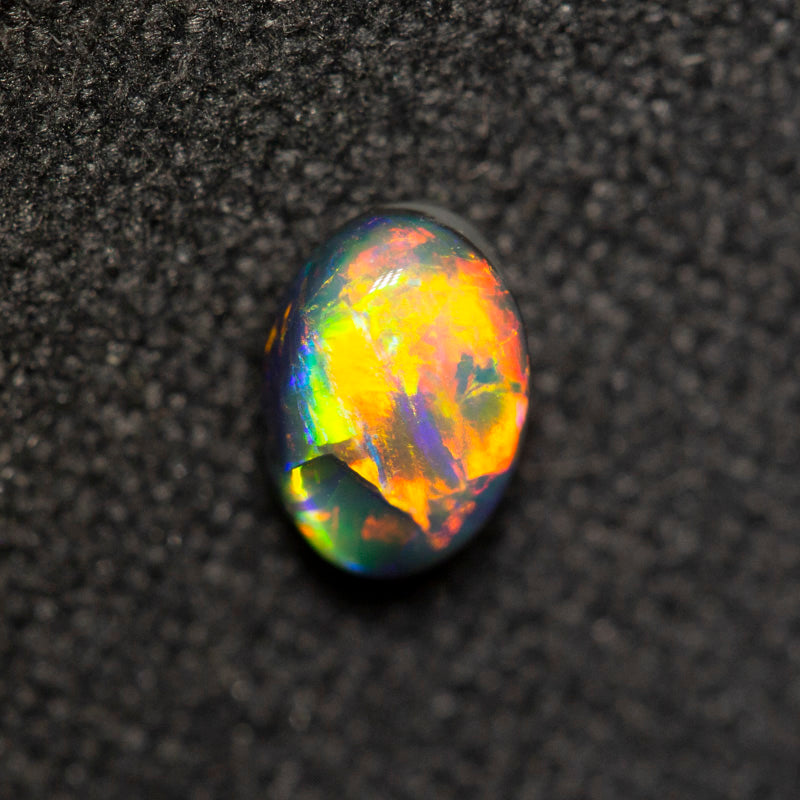 0.40 ct black opal 5.5x3.8x2.7mm