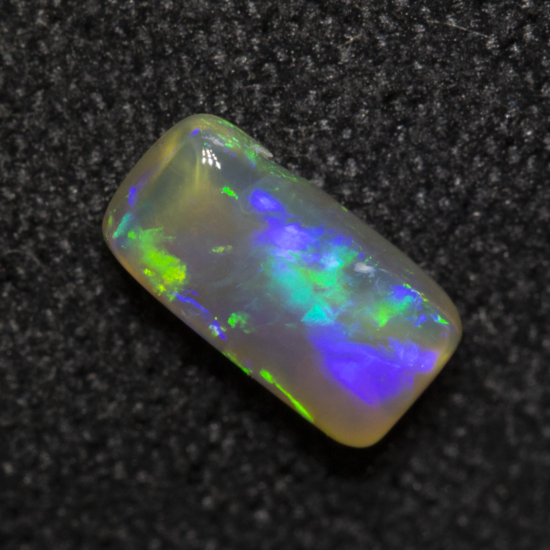 0.42 ct crystal opal 6.7x3.4x2.2mm