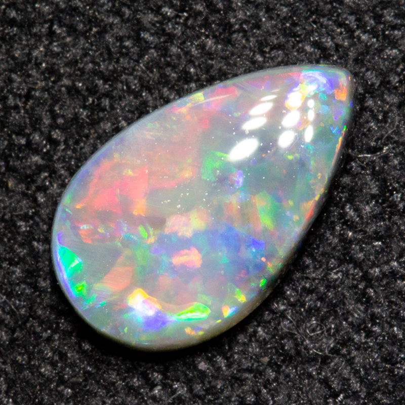 0.43 ct dark opal 7.6x4.7x1.9mm