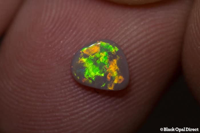 0.46 ct semi black opal 6x5x1.5mm