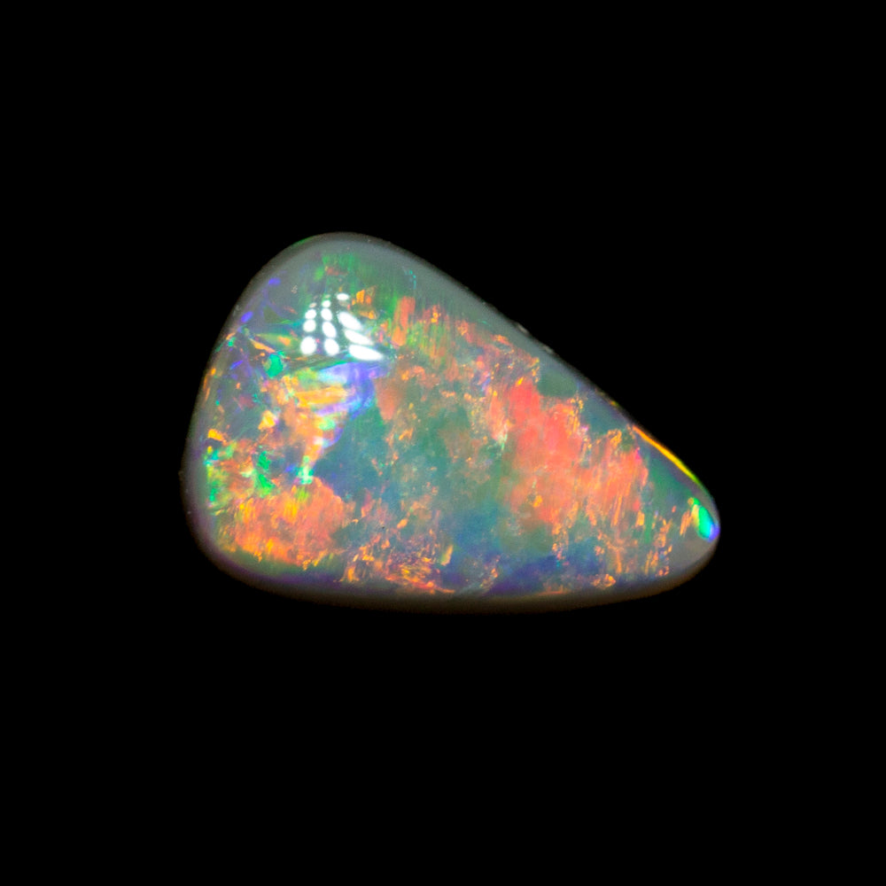 0.51 ct dark opal 6.8x4.6x2.7mm