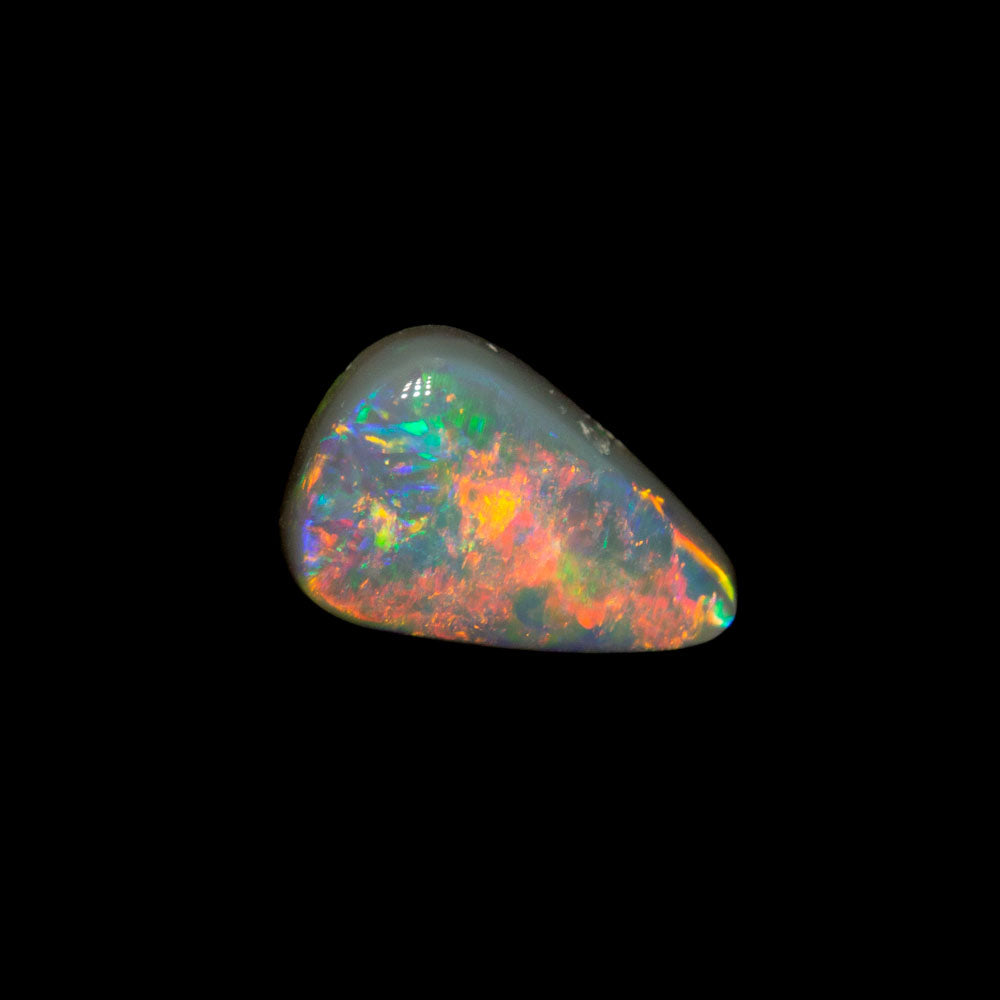 0.51 ct dark opal 6.8x4.6x2.7mm