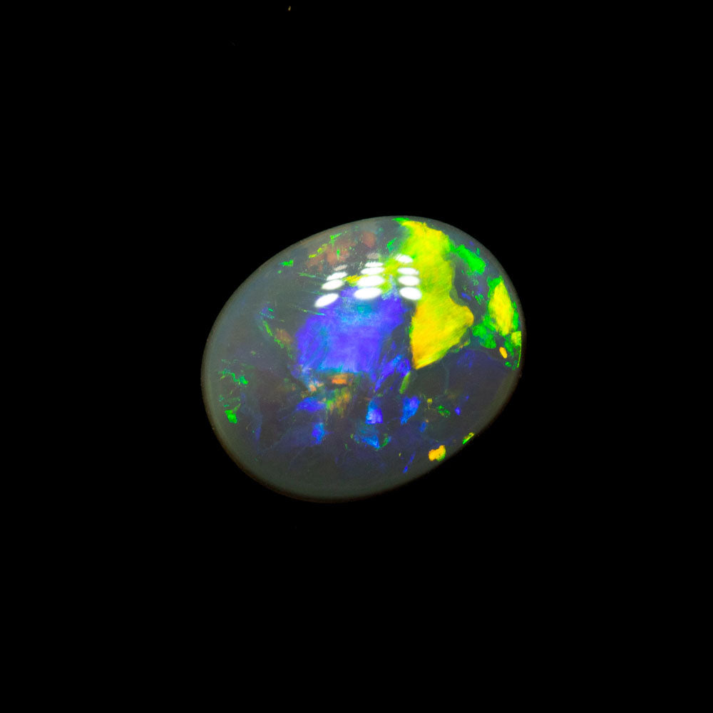 0.51 ct dark opal 7.2x5.8x1.8mm