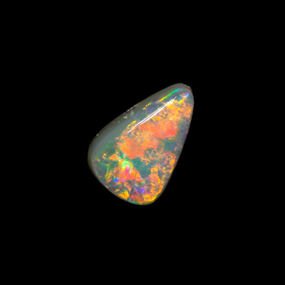 0.51 ct dark opal 6.8x4.6x2.7mm