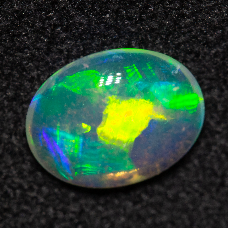 0.52 ct crystal opal 7.1x5.5x2.2mm
