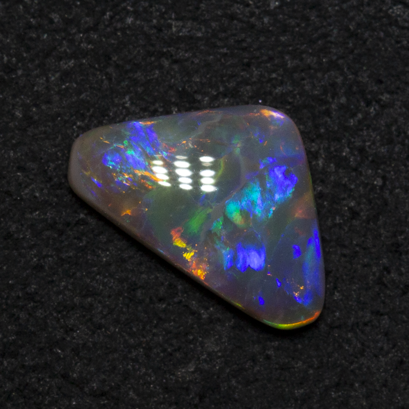 0.53 ct crystal opal 8.4x5.3x2.2mm