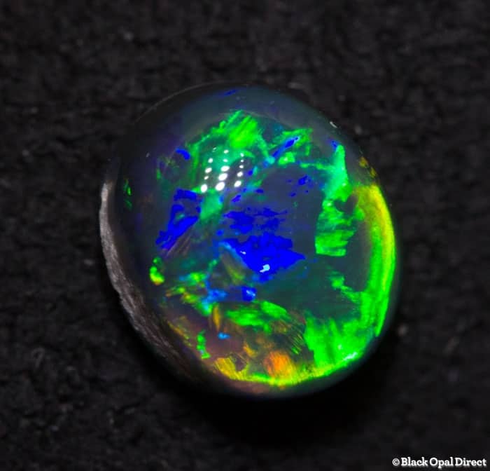 0.57ct black opal