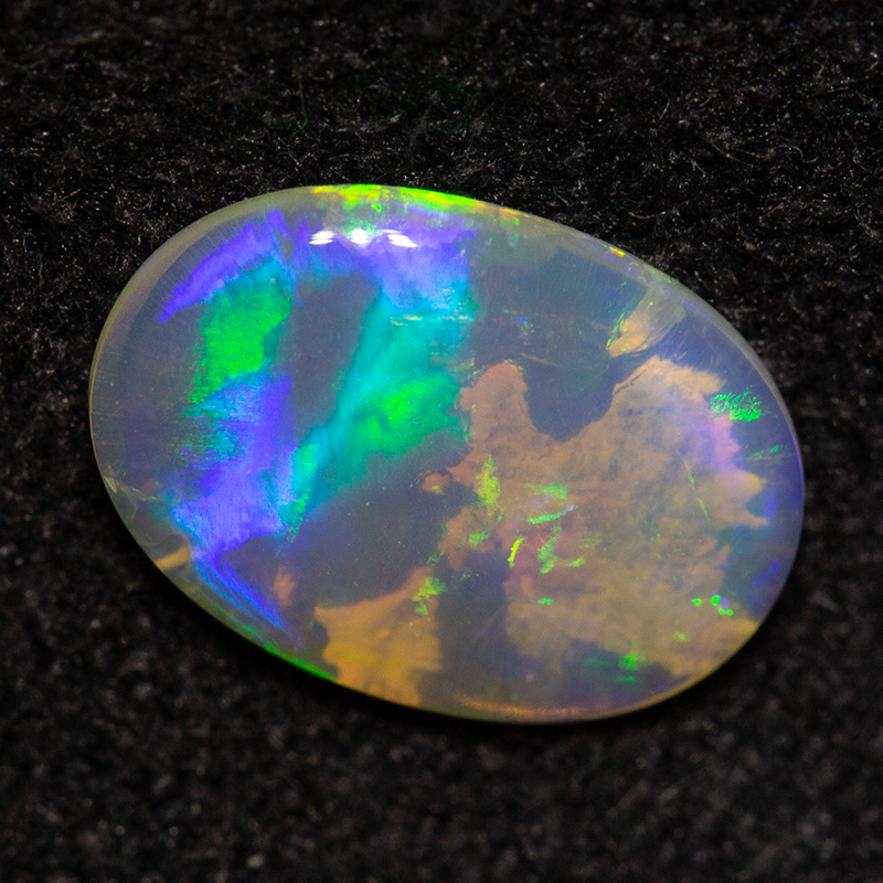 0.58 ct crystal opal 8.5x6.1x1.7mm