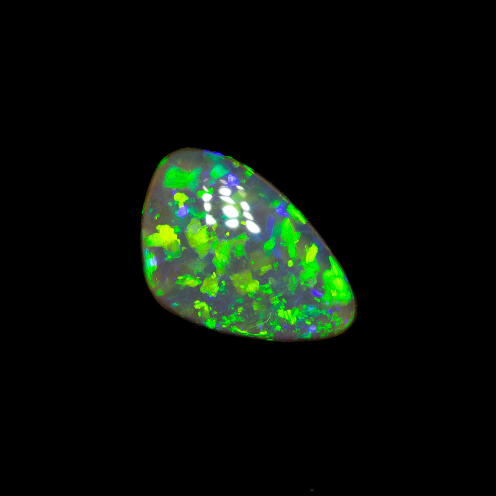 0.58 ct crystal opal 7.2x4.7x2.8mm