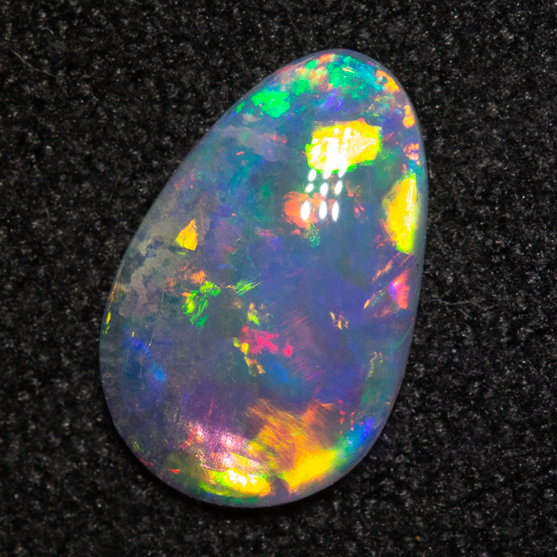 0.59 ct crystal opal 8.9x5.8x1.9mm